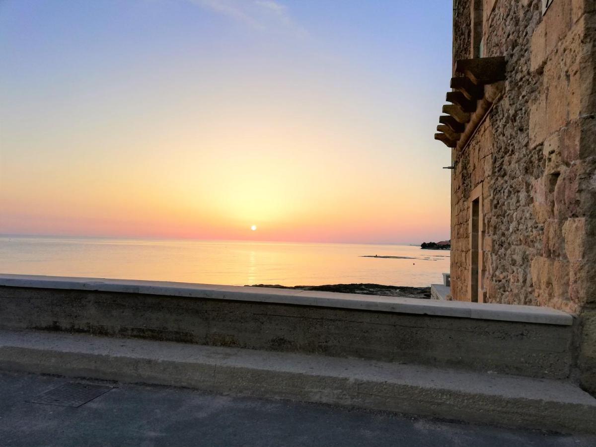Villa Rosso Corallo Punta Secca Buitenkant foto